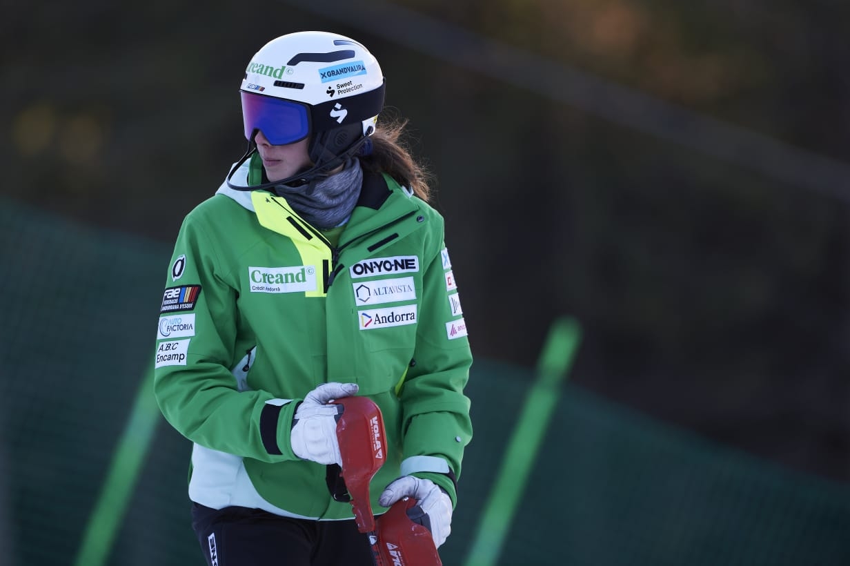 /tmp/178115_Carla Mijares_FOTO Origami Òscar Rius (2).jpg